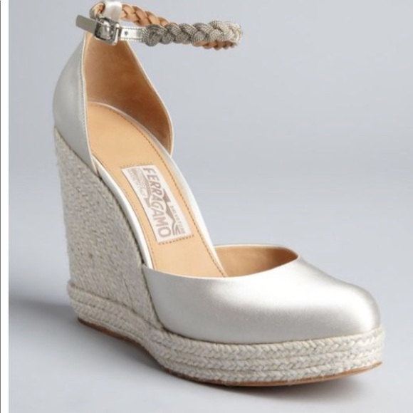 💥SALE💥WORN ONCE Ferragamo python espadrilles - Picture 4 of 7